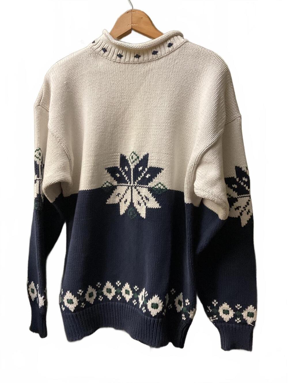 Vintage GAP Medium Roll Neck Cotton Pullover Sweater with Snowflake Pattern